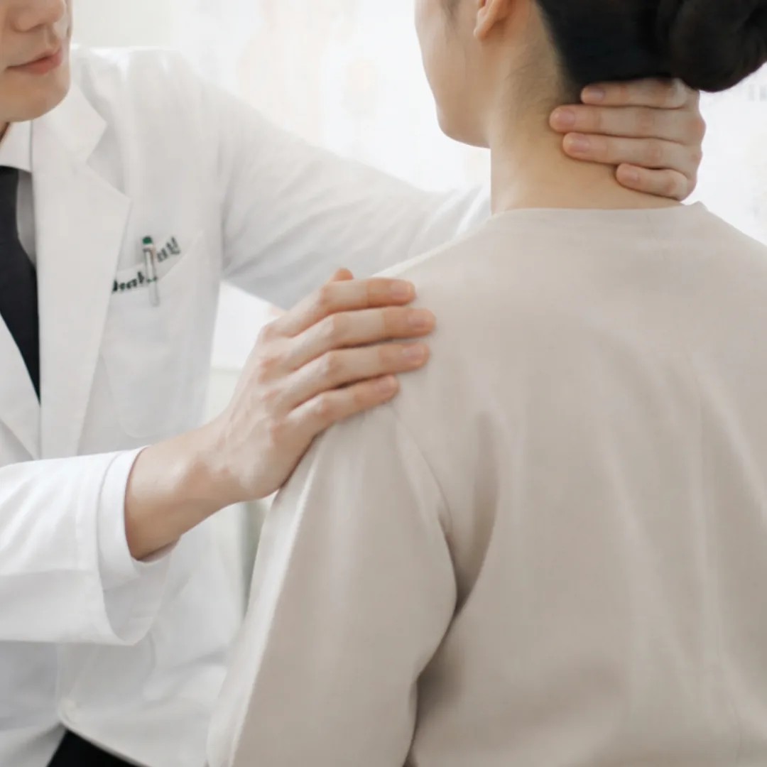 은평구 교통사고 목 통증 침 약침 추나 한방치료